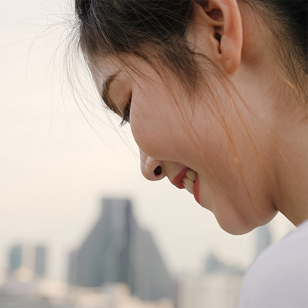 【ため息の心理】感動・達成感…意外なポジティブ心理