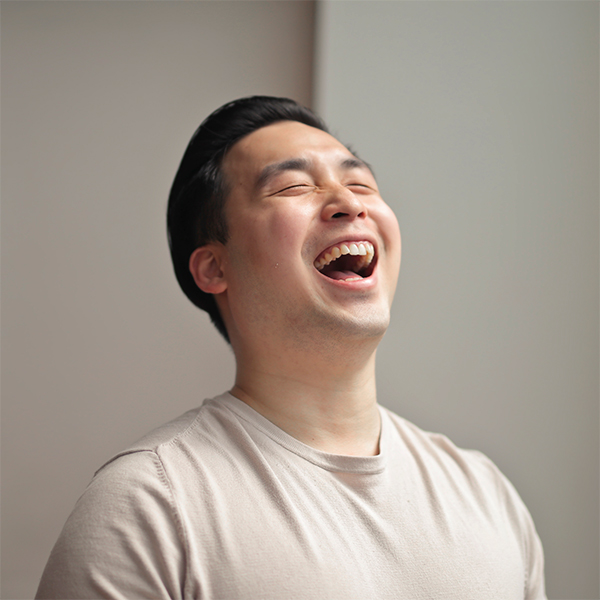 もっと魅力的になる!好印象を与える「愛され笑顔」の作り方