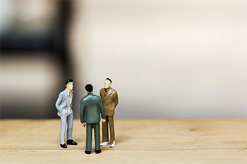 【解決法】生返事を減らす！男性の脳の特性を活かした話しかけ方